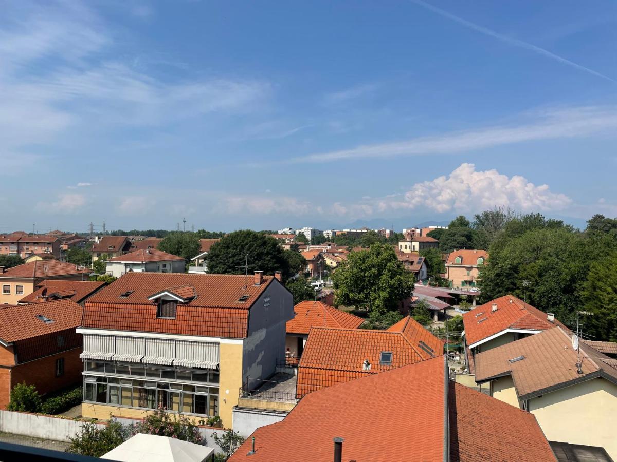 Rosa Vacanza E O Lavoro Nichelino Zewnętrze zdjęcie